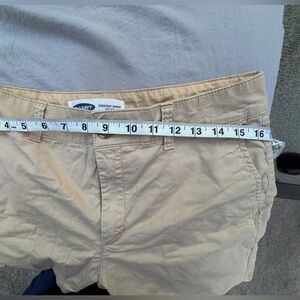 Women’s khaki shorts